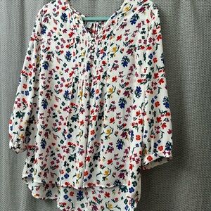 Paraphrase flower blouse